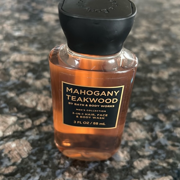 BATH & BODY WORKS3-IN-1 HAIR.FACE & BODY WASH MAHOGANY TEAKWOOD & OCEAN SET OF 4 - Picture 2 of 6